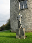 24376 Statue Kilkenny Castle.jpg